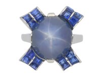 front view Oscar Heyman Brothers star sapphire ring, circa 1942.