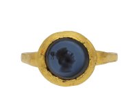 Sasanian gold ring nicolo intaglio of profile bust hatton garden