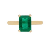 Vintage Colombian emerald solitaire ring, English, circa 1980.  Hatton Garden