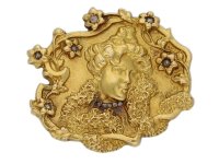 Signed Art Nouveau gold brooch