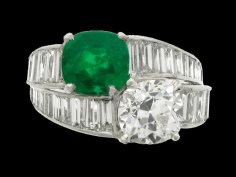 Crossover engagement rings