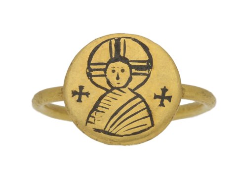 front view Byzantine gold iconographic ring, circa 6th   10th century.