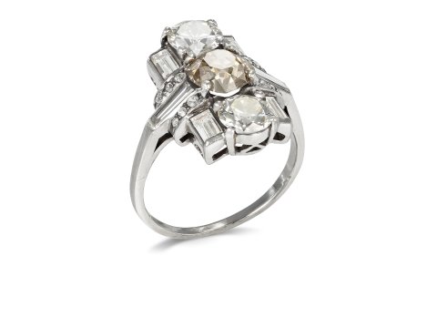 Art Deco fancy brown yellow diamond cluster ring, circa 1925.