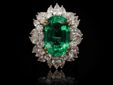 Colombian emerald and diamond cluster ring hatton garden