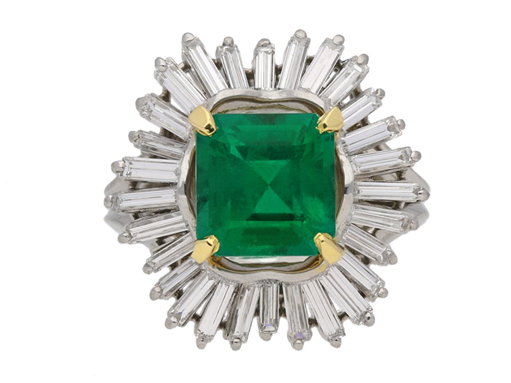 Boucheron Colombian emerald diamond ring berganza hatton garden