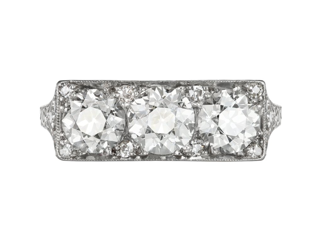 Art Deco three stone diamond ring, circa 1920.