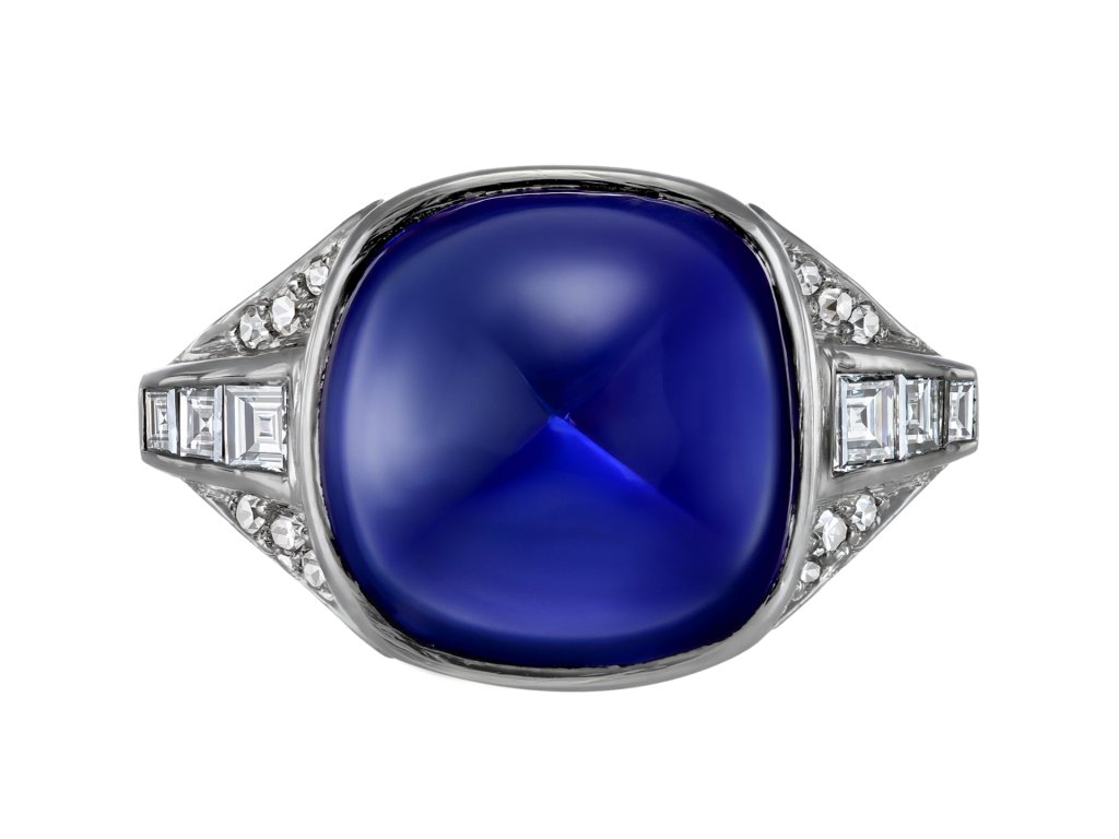 Colour change Ceylon sapphire cabochon ring, circa 1930. 