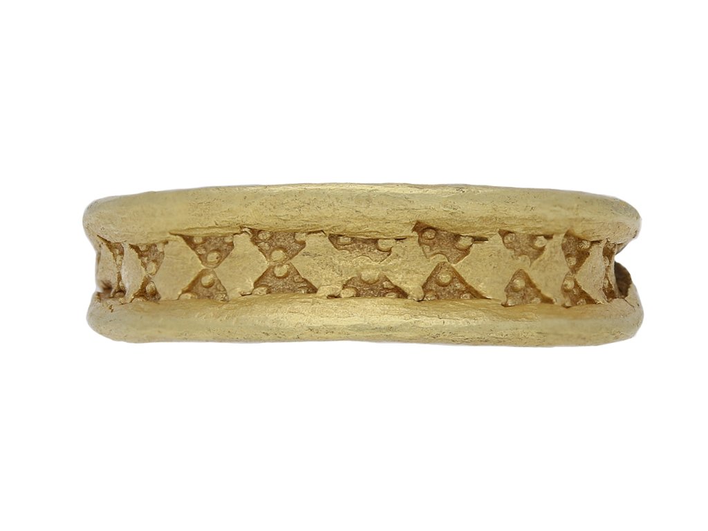 Viking stamped triangle ring in gold, 