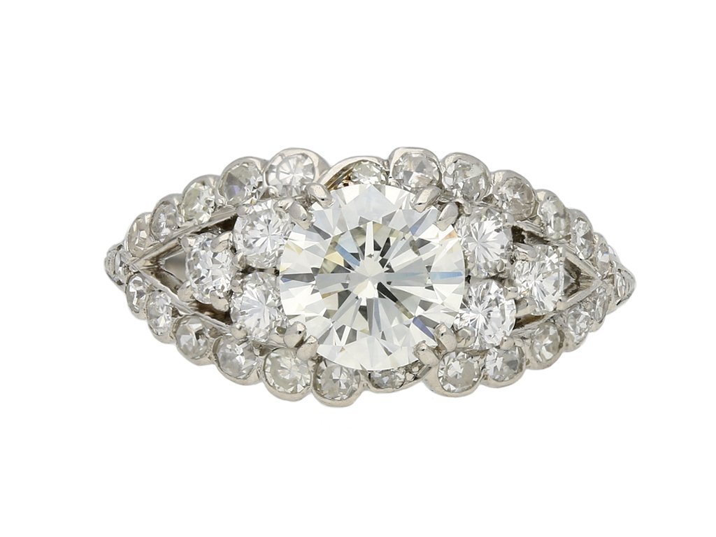 vinatge Chaumet diamond cluster ring berganza hatton garden