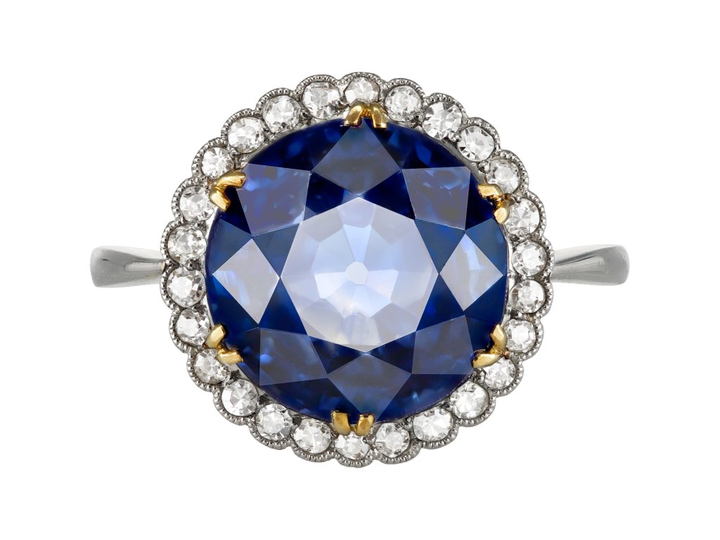 Edwardian Ceylon sapphire and diamond coronet cluster ring, circa 1915.