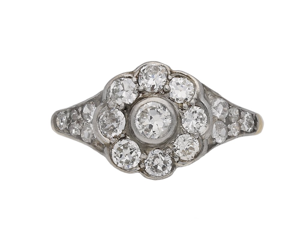 Edwardian diamond cluster ring, circa 1910 | Ref 24736