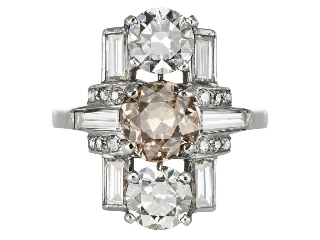 Art Deco fancy brown yellow diamond cluster ring, circa 1925.