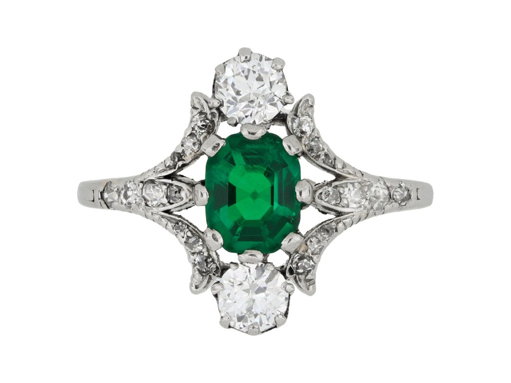 Edwardian Colombian emerald and diamond ring, circa 1910. 