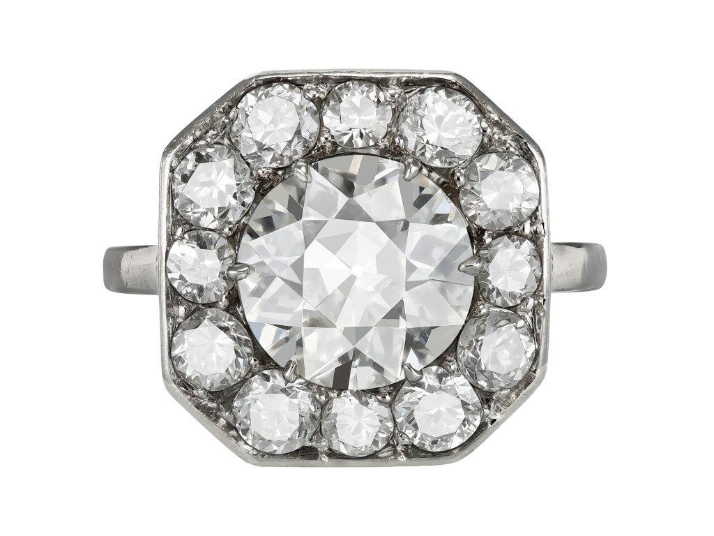 Art Deco diamond cluster ring, circa 1925.
