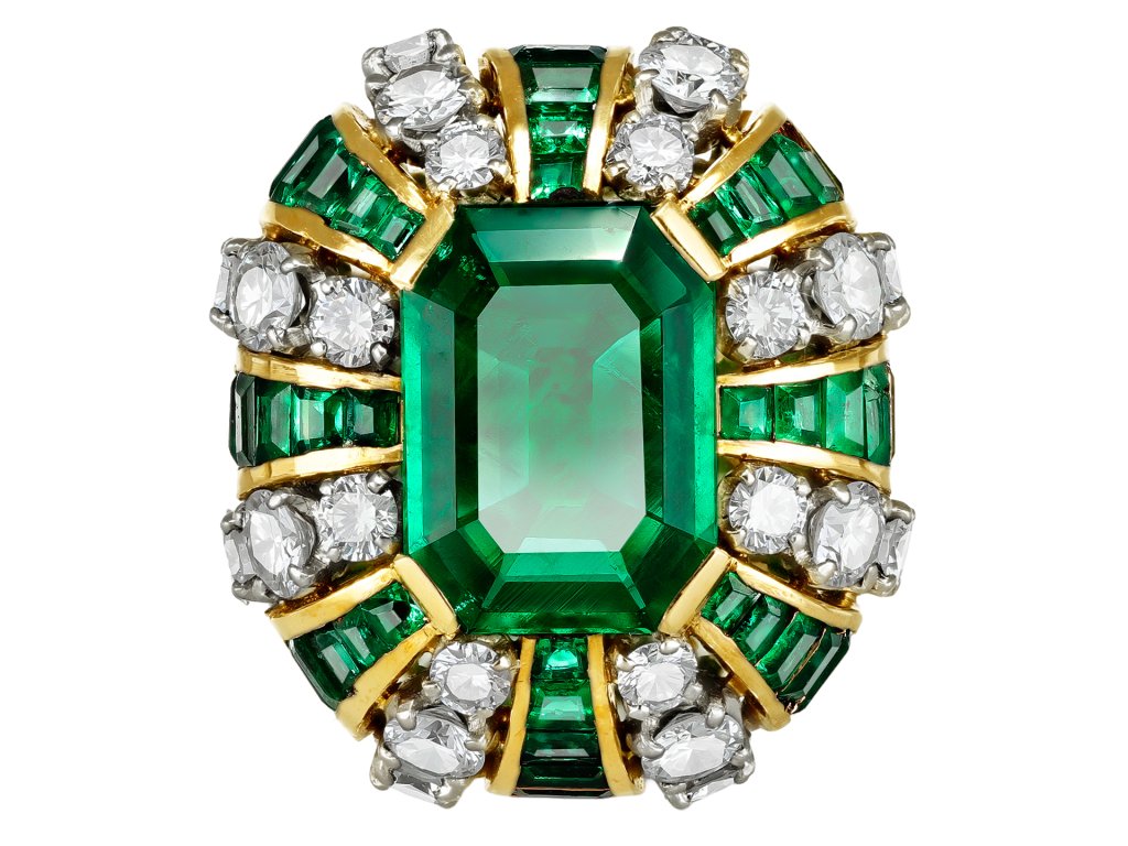 Colombian emerald and diamond dress ring, French, circa 1960.