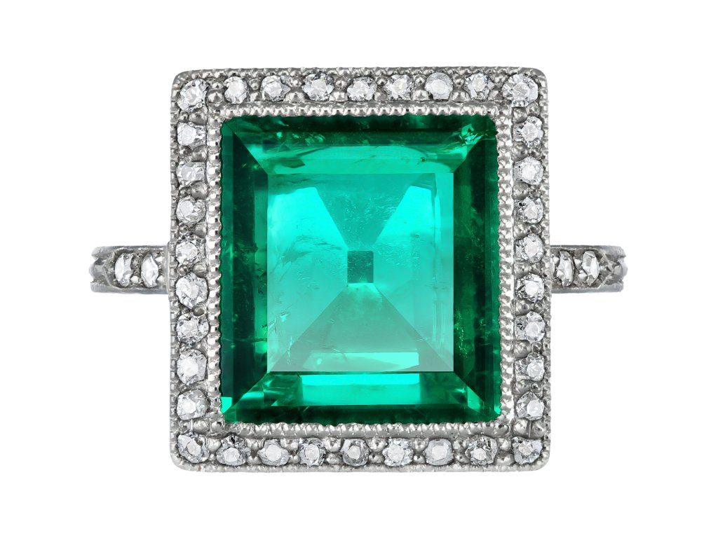 Colombian emerald and diamond ring, circa 1910.