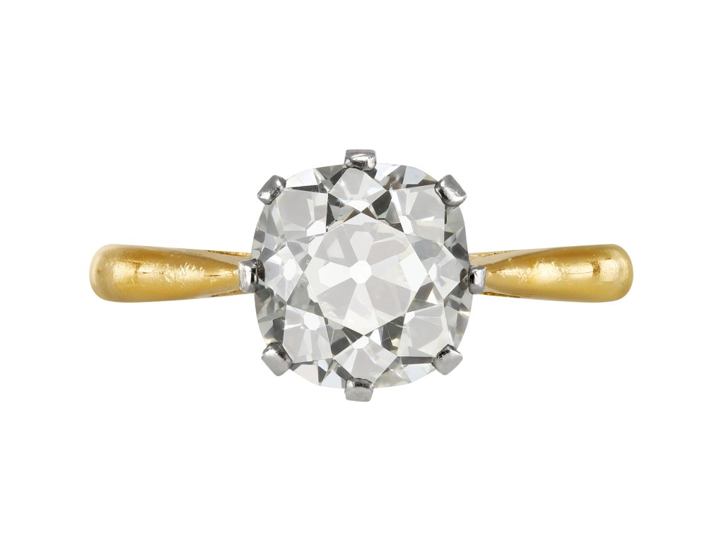 Old mine diamond solitaire ring, early 20th Century.