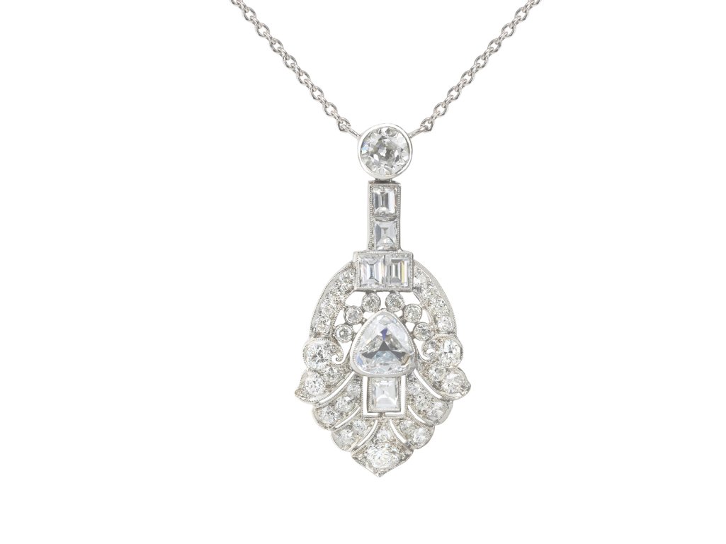 Art Deco diamond necklace, circa 1920.