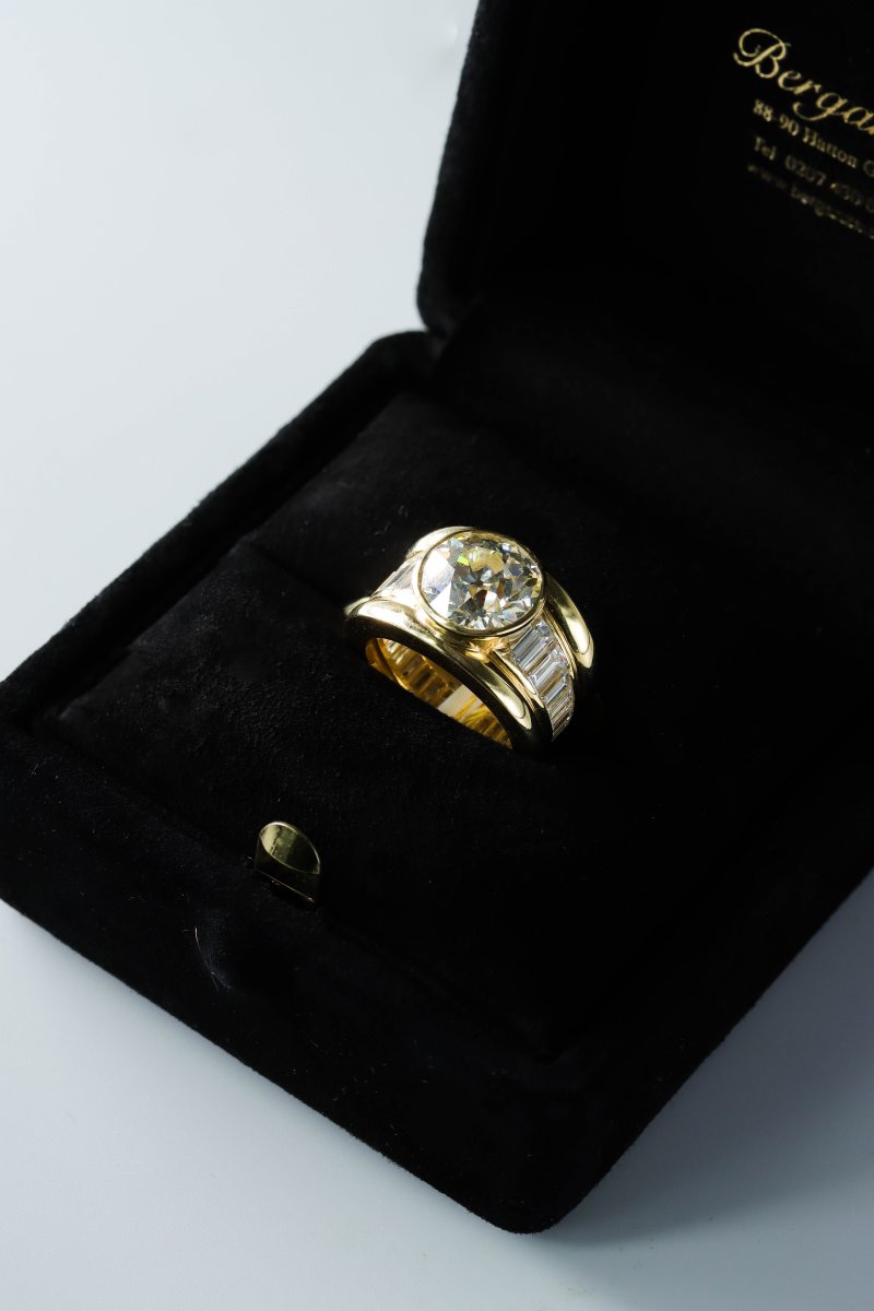 Link to How To Choose A Vintage Engagement Ring