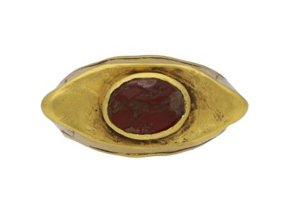 Jewellery item in modal