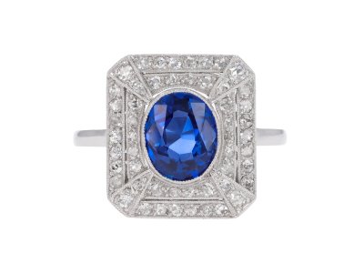 Jewellery item in modal
