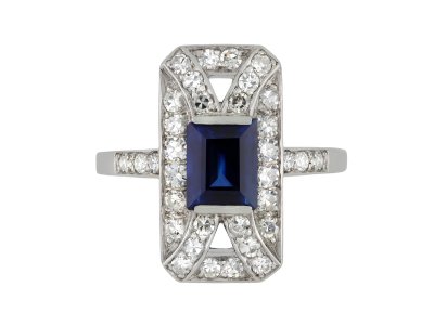 Jewellery item in modal