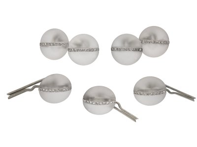 Jewellery item in modal