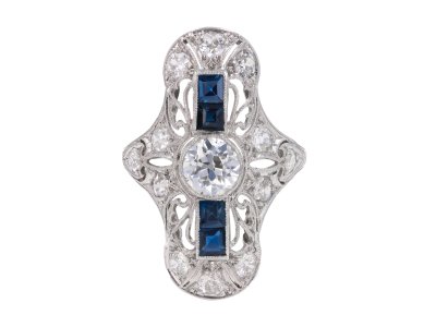 Jewellery item in modal