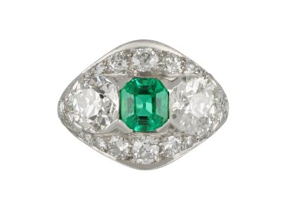 Jewellery item in modal