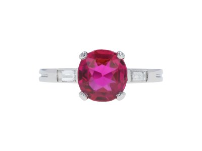 Jewellery item in modal