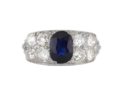Jewellery item in modal