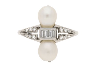 Jewellery item in modal