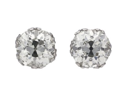 Jewellery item in modal