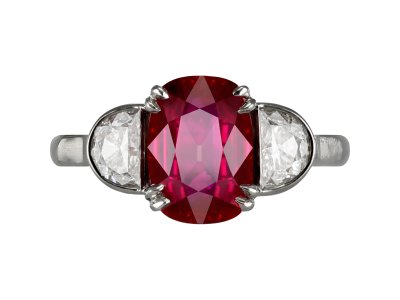 Jewellery item in modal