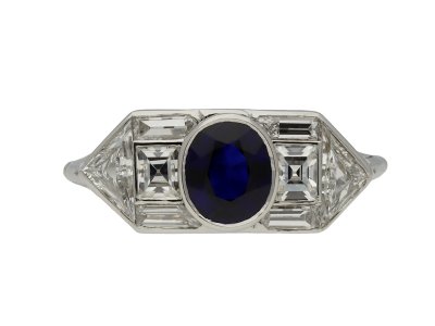 Jewellery item in modal