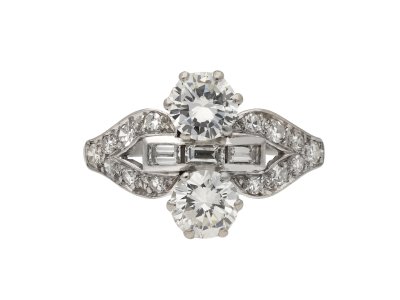 Jewellery item in modal