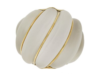 Jewellery item in modal