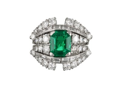 Jewellery item in modal