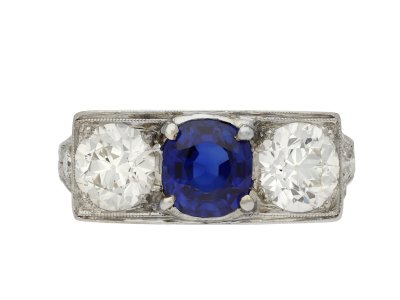 Jewellery item in modal