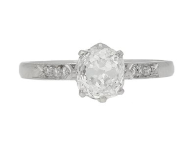 Jewellery item in modal