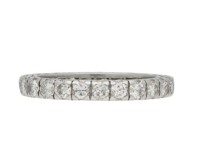 Jewellery item in modal