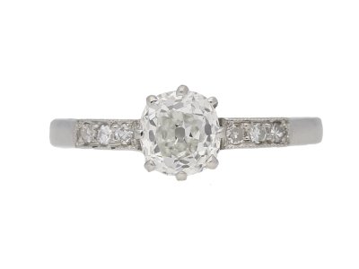 Jewellery item in modal