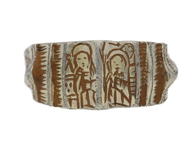 Jewellery item in modal