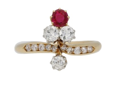 Jewellery item in modal