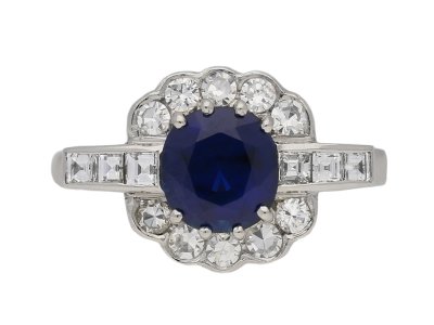 Jewellery item in modal