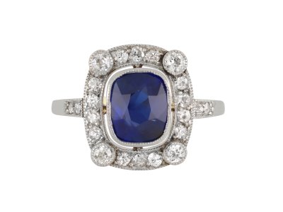 Jewellery item in modal