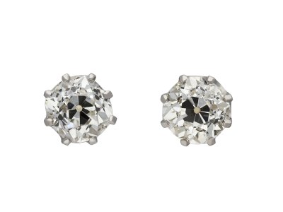 Jewellery item in modal