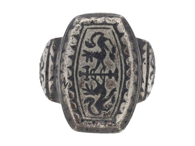 Jewellery item in modal