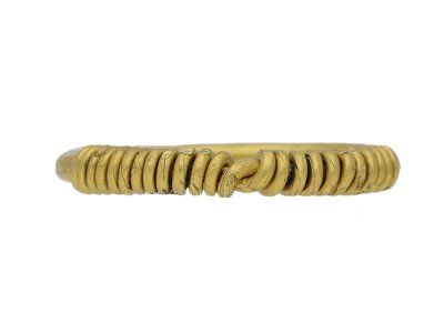 Jewellery item in modal