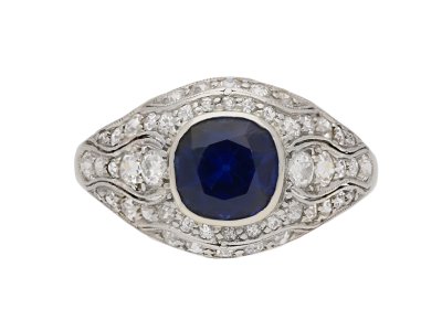 Jewellery item in modal